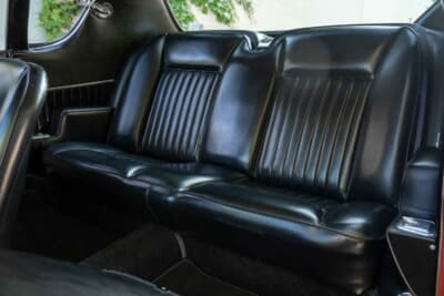 4万7600ドル（邦貨換算約705万円）で現在も販売中のスチュードベーカー「アヴァンティR2」（C）Courtesy of RM Sotheby's