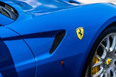 36万8000ドル（邦貨換算約5416万円）で落札されたフェラーリ「599GTBフィオラノ」（C）Courtesy of RM Sotheby's