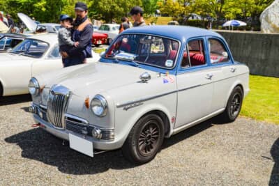 ライレー 1.5:前後のフードはワンオフで作ったFRP製