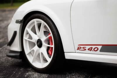 107万7500ドル(邦貨換算約1億5859万円)で落札されたポルシェ「911 GT3 RS 4.0」(C)Courtesy of RM Sotheby's