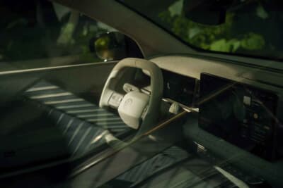 フォルクスワーゲンIDクロス・コンセプト：心地よいオアシスをイメージしたインテリア