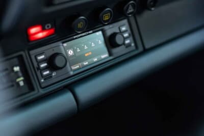 193万ドル（邦貨換算約2億8406万円）で落札されたポルシェ「911 TAGターボ」（C）Courtesy of RM Sotheby's