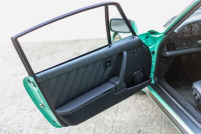 193万ドル（邦貨換算約2億8406万円）で落札されたポルシェ「911 TAGターボ」（C）Courtesy of RM Sotheby's