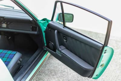 193万ドル（邦貨換算約2億8406万円）で落札されたポルシェ「911 TAGターボ」（C）Courtesy of RM Sotheby's