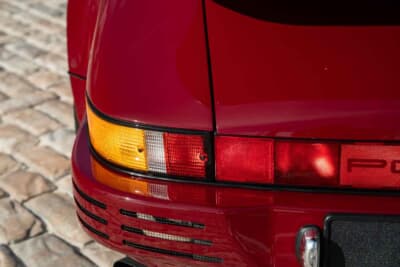 429万5000ドル(邦貨換算約6億3214万円)で落札されたRUF「CTR イエローバード ライトウェイト」(C)Courtesy of RM Sotheby's