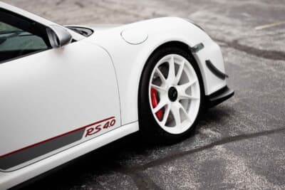 107万7500ドル(邦貨換算約1億5859万円)で落札されたポルシェ「911 GT3 RS 4.0」(C)Courtesy of RM Sotheby's