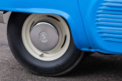 2万1280ドル(邦貨換算約314万円)で落札されたBMW「イセッタ300」C)Bonhams