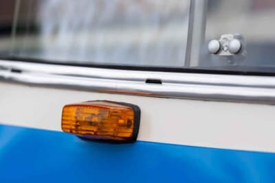 2万1280ドル(邦貨換算約314万円)で落札されたBMW「イセッタ300」C)Bonhams