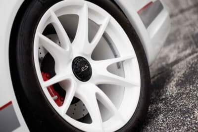 107万7500ドル(邦貨換算約1億5859万円)で落札されたポルシェ「911 GT3 RS 4.0」(C)Courtesy of RM Sotheby's