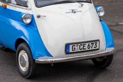 2万1280ドル(邦貨換算約314万円)で落札されたBMW「イセッタ300」C)Bonhams