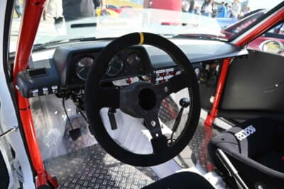 こちらはトヨタ・スターレットでしょうか。TRDのボディデカールが誇らしげ