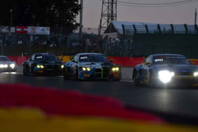 美しいサンセットの後はナイトセッションへ突入