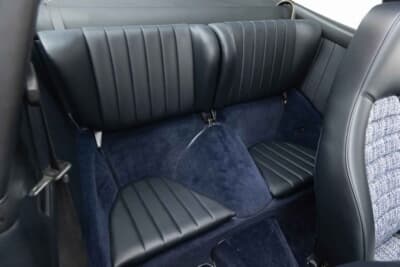 30万2000ドル(邦貨換算約4450万円)で落札されたポルシェ「911カレラ 2.7タルガ」(C)Courtesy of RM Sotheby's