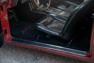 4万7600ドル（邦貨換算約705万円）で現在も販売中のスチュードベーカー「アヴァンティR2」（C）Courtesy of RM Sotheby's