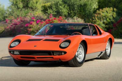 200万ドル〜250万ドル(邦貨換算約2億9436万円〜3億6795万円)で現在も販売中のランボルギーニ「P400ミウラ」(C)Courtesy of RM Sotheby's