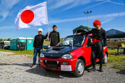 スバル・ヴィヴィオは東京ナンバーの手作りプレート