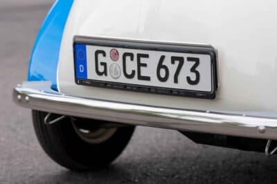 2万1280ドル(邦貨換算約314万円)で落札されたBMW「イセッタ300」C)Bonhams