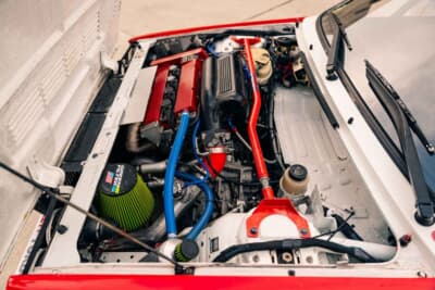 7万2800ドル(邦貨換算約1070万円)で落札されたランチア「デルタ HF インテグラーレ16V」C)Bonhams