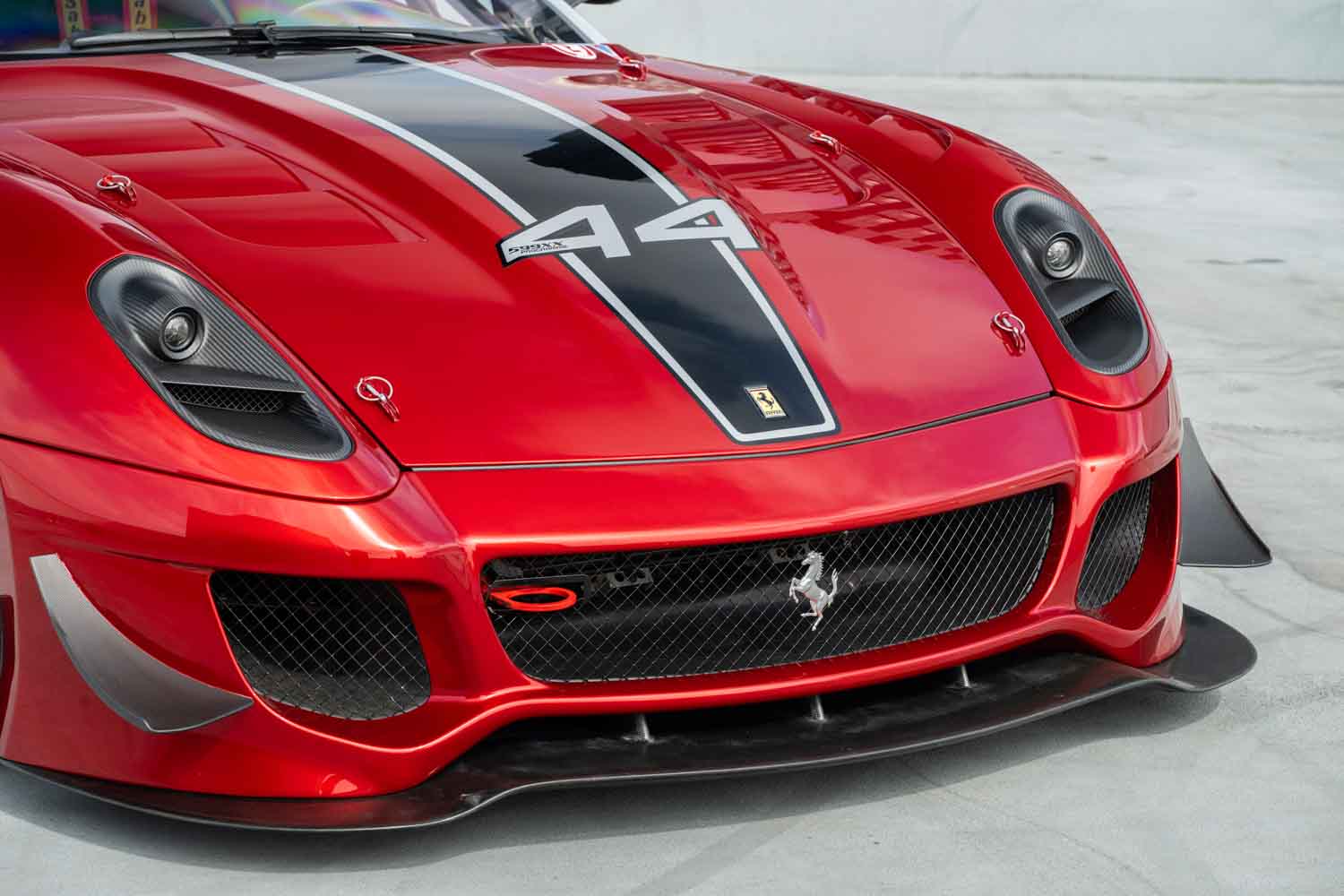 31_AMW_251011_Ferrari-599XX-