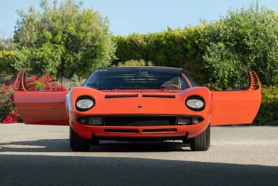 200万ドル〜250万ドル(邦貨換算約2億9436万円〜3億6795万円)で現在も販売中のランボルギーニ「P400ミウラ」(C)Courtesy of RM Sotheby's