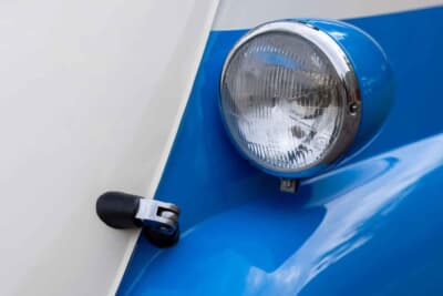 2万1280ドル(邦貨換算約314万円)で落札されたBMW「イセッタ300」C)Bonhams