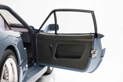 275万5000ドル(邦貨換算約4億548万円)で落札されたフェラーリ「F40」(C)Courtesy of RM Sotheby's