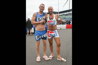 モノホンのアチラ系のカップルでしょうか？SEXYと念押しされました