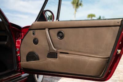 429万5000ドル(邦貨換算約6億3214万円)で落札されたRUF「CTR イエローバード ライトウェイト」(C)Courtesy of RM Sotheby's