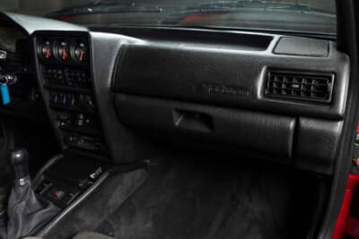 64万3000ドル(邦貨換算約9464万円)で落札されたアウディ「スポーツクワトロ」(C)Courtesy of RM Sotheby's