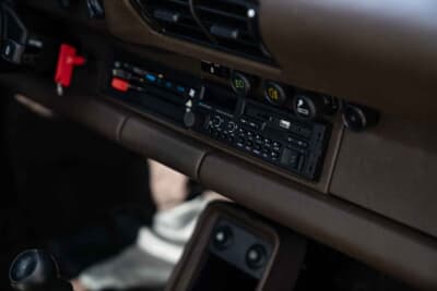 429万5000ドル(邦貨換算約6億3214万円)で落札されたRUF「CTR イエローバード ライトウェイト」(C)Courtesy of RM Sotheby's