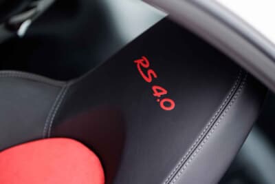 107万7500ドル(邦貨換算約1億5859万円)で落札されたポルシェ「911 GT3 RS 4.0」(C)Courtesy of RM Sotheby's