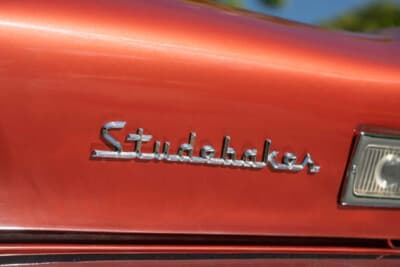 4万7600ドル（邦貨換算約705万円）で現在も販売中のスチュードベーカー「アヴァンティR2」（C）Courtesy of RM Sotheby's