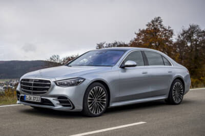 2020年に登場した7代目Sクラス/W223型(現行型)。写真はS500 4MATIC