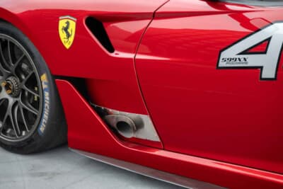 330万5000ドル（邦貨換算約4億8643万円）で落札されたフェラーリ「599XX EVO」（C）Courtesy of RM Sotheby's