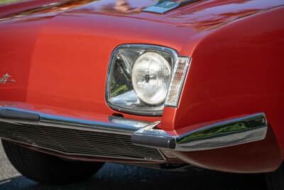 4万7600ドル（邦貨換算約705万円）で現在も販売中のスチュードベーカー「アヴァンティR2」（C）Courtesy of RM Sotheby's