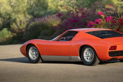 200万ドル〜250万ドル(邦貨換算約2億9436万円〜3億6795万円)で現在も販売中のランボルギーニ「P400ミウラ」(C)Courtesy of RM Sotheby's