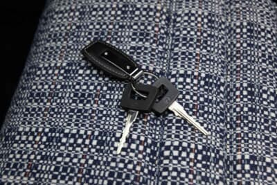 30万2000ドル(邦貨換算約4450万円)で落札されたポルシェ「911カレラ 2.7タルガ」(C)Courtesy of RM Sotheby's