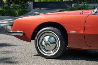 4万7600ドル（邦貨換算約705万円）で現在も販売中のスチュードベーカー「アヴァンティR2」（C）Courtesy of RM Sotheby's