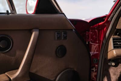 429万5000ドル(邦貨換算約6億3214万円)で落札されたRUF「CTR イエローバード ライトウェイト」(C)Courtesy of RM Sotheby's