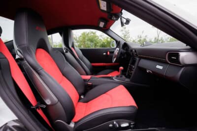 107万7500ドル(邦貨換算約1億5859万円)で落札されたポルシェ「911 GT3 RS 4.0」(C)Courtesy of RM Sotheby's