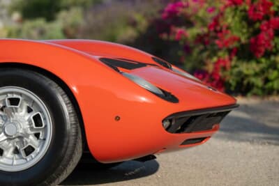 200万ドル〜250万ドル(邦貨換算約2億9436万円〜3億6795万円)で現在も販売中のランボルギーニ「P400ミウラ」(C)Courtesy of RM Sotheby's