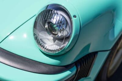 193万ドル（邦貨換算約2億8406万円）で落札されたポルシェ「911 TAGターボ」（C）Courtesy of RM Sotheby's