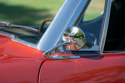 4万7600ドル（邦貨換算約705万円）で現在も販売中のスチュードベーカー「アヴァンティR2」（C）Courtesy of RM Sotheby's