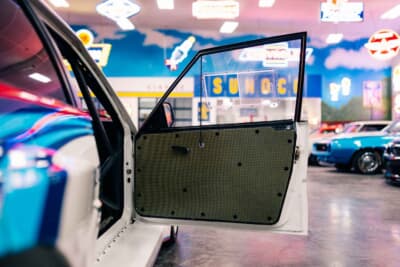 7万2800ドル(邦貨換算約1070万円)で落札されたランチア「デルタ HF インテグラーレ16V」C)Bonhams