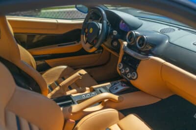 36万8000ドル（邦貨換算約5416万円）で落札されたフェラーリ「599GTBフィオラノ」（C）Courtesy of RM Sotheby's