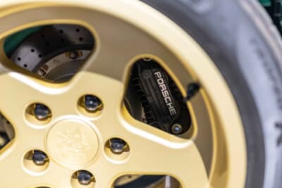 193万ドル（邦貨換算約2億8406万円）で落札されたポルシェ「911 TAGターボ」（C）Courtesy of RM Sotheby's