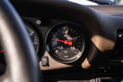 429万5000ドル(邦貨換算約6億3214万円)で落札されたRUF「CTR イエローバード ライトウェイト」(C)Courtesy of RM Sotheby's