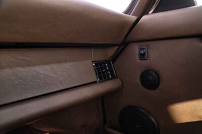 429万5000ドル(邦貨換算約6億3214万円)で落札されたRUF「CTR イエローバード ライトウェイト」(C)Courtesy of RM Sotheby's