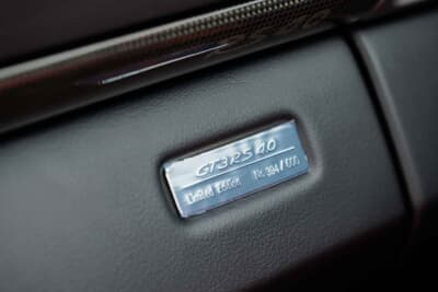 107万7500ドル(邦貨換算約1億5859万円)で落札されたポルシェ「911 GT3 RS 4.0」(C)Courtesy of RM Sotheby's