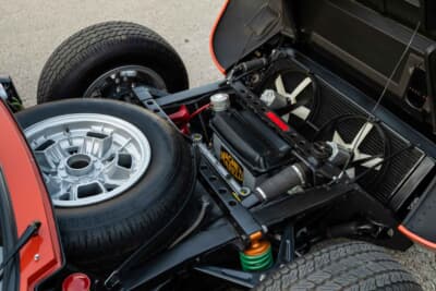 200万ドル〜250万ドル(邦貨換算約2億9436万円〜3億6795万円)で現在も販売中のランボルギーニ「P400ミウラ」(C)Courtesy of RM Sotheby's